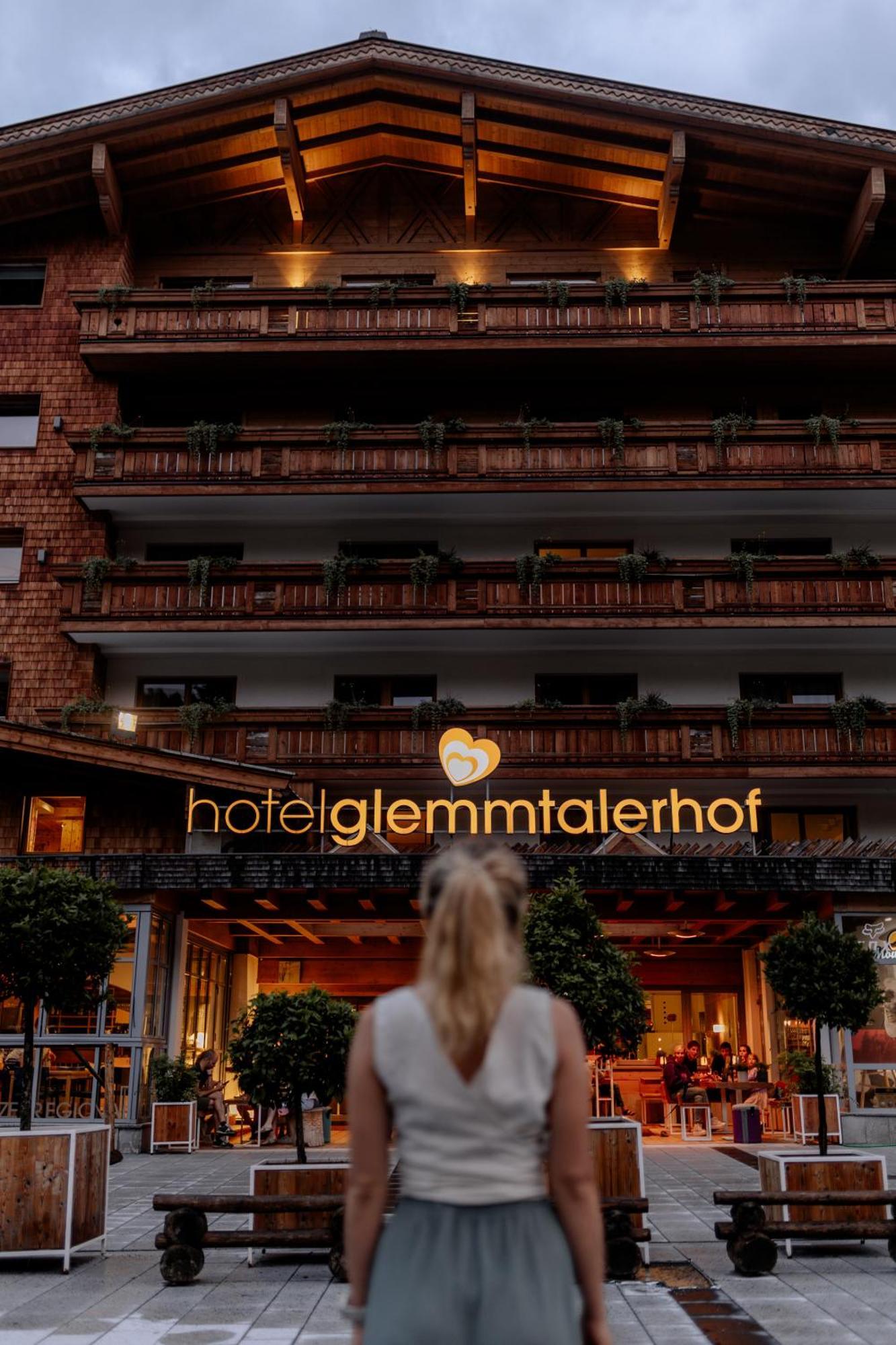 Hotel Glemmtalerhof Saalbach-Hinterglemm Bagian luar foto